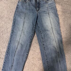 Universal Thread Vintage Straight Blue Jeans